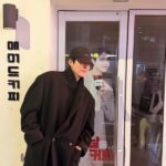 俳優キム・ウビン、道端でそっくりさんに出会った？自ら認証ショットを公開