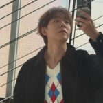 「CNBLUE」イ・ジョンシン、愛犬との和やかフォトで旧正月のあいさつ…「良いお正月をお過ごしください」