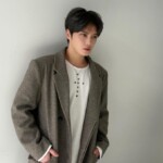 ジェジュン、ジャケットとニットでふたつの魅力…「BABIES LOVE」