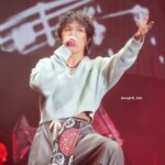 「FTISLAND」イ・ホンギ、雨の中で熱唱…香港「FNC BAND KINGDOM」初日終了！