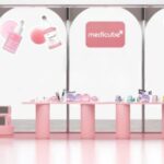 グローバルアンバサダーは目黒蓮 （Snow Man）！韓国スキンケアブランド「medicube（メディキューブ）」新商品「ブースタープロX2」発売記念POPUP、@cosme TOKYOにて1週間限定開催！