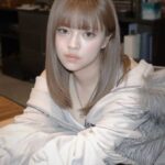 <トレンドブログ>「TWICE」ジョンヨン、前髪おろしてアッシュへアもお似合い…アメリカでの近況