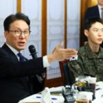 <トレンドブログ>“軍服務中”「NCT」ドヨン、軍服姿で国務総理主催の晩餐会に出席…「千名支援プロジェクト」に参加