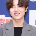 歌手ユ・スンウ、成熟した音楽で帰還…本日（1日）除隊