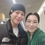 パク・ボゴムに会いときめきが止まらないベテラン女優、「家族の誇りです」と2ショット公開