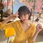 「Red Velvet」ジョイ、座ってもぺったんこなお腹＋腰…春の雰囲気を伝える