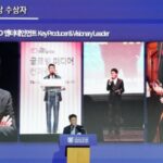 イ・スマン、ソウル大学冠岳大賞受賞…韓国文化のグローバル化に貢献