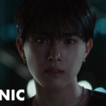 HYBEが手掛ける新世代J-POPボーイズグループaoen 誰かに心が動いた瞬間の1秒を切り取った最新作 3月18日(水)リリース 2nd Single「秒で落ちた」 タイトル曲「秒で落ちた」のOfficial MV Teaserを公開 音もない静寂の中、まっすぐこちらを見つめるメンバーが告げる、7人それぞれの「秒で落ちた」に注目。イヤホン推奨のティザーに”秒落ち”必至！