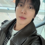 「CNBLUE」ジョン・ヨンファ、惚れ惚れするレザージャケット姿…出国中？