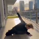 <トレンドブログ>「BTS」Jimin、世界を魅了した裸足のダンサー…1日で3000万ビュー超