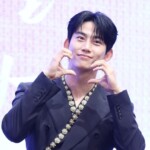 「2PM」テギョン、一般人女性と結婚…招待状には「10点満点で10点」