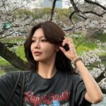 スヨン（少女時代）、ジーンズだけでも芸術的なスタイル…チョン・ギョンホとお花見デート？