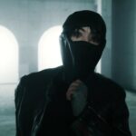 「BTS」Jin、マスクから始まる強烈な物語…「Hooligan」で見せた圧倒的な魅力（動画あり）