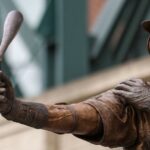 イチロー元選手、銅像除幕でまさかの珍事…韓国でも話題、バット破損に放った“ひと言”がさすが