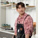 「東方神起」チャンミンの「トクパプチプ」を訪れた「EXO」CHANYEOL…おそろいのチェックシャツでナチュラルな魅力も（動画あり）