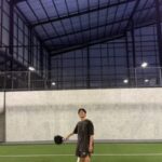 チ・チャンウク、テニスを楽しむ近況を公開！…遠くから見てもはっきりわかる筋肉ボディー