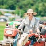 アン・ヒョソプ、耕運機に乗ったままスポーツカーに乗ったチェ・ウォンビンと対面