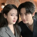 <トレンドブログ>IU＆ビョン・ウソク、撮影現場でも本物のカップルのような雰囲気…密着ツーショットが話題