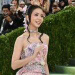 「BLACKPINK」JISOO、“6か月返却されず”海外デザイナーが訴え…衣装未返却疑惑が物議