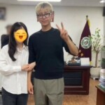 歌手イム・ヨンウン、フェラーリで母校に登場…写真・サインのお願いで大騒ぎにも快く対応「人柄もワールドクラス」