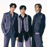 「CNBLUE」、大学のロゴ入りユニフォームで大学祭に登場