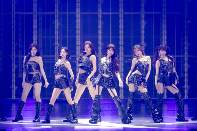 「イベントレポ」 IVE『IVE、ワールドツアー日本公演、東西ドームで約13万人動員。2度目の東京ドーム公演で見せた進化した美しさ、深化したパフォーマンスに熱狂』