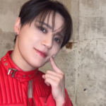 ジュンス、レッドのコスチュームでダンス…セクシーでキュート！（動画あり）