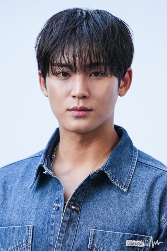 フォト】「SEVENTEEN」MINGYU＆「TOMORROW X TOGETHER」ヨンジュン