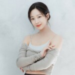 女優チョ・ボア、“出産わずか4か月”でほっそり体型…露出も自信たっぷり
