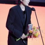 俳優イ・ギテク、「未婚男女の効率的な出会い方」で初の新人賞＝「グローバルOTTアワード2026」