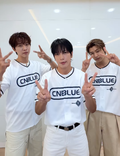 「CNBLUE」、かわいいけど笑える愉快なダンス…「大丈V」（動画あり）