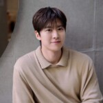 コンミョン、「弟『NCT』ドヨンが先に『秘密の監査』OSTを歌うと言ってくれた」（動画あり）