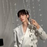 「2PM」、ホワイトスーツで眩しい貴公子ビジュアル！ 完全体コンサートを前に個人カットビハインドを公開