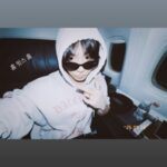 <トレンドブログ>「BTS」Jung Kook、サングラスが小さいのか…大きな瞳にびっくり