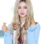 「NewJeans」出身DANIELLE、約33億円訴訟中も笑顔…オーストラリアのハーフマラソン完走