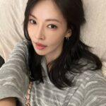 女優キム・ソヨン、この角度でも生き残る…「国宝級」の整った顔立ち