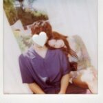 「BLACKPINK」JENNIE、謎の男性の肩にもたれ…突然の“ラブスタ”投稿にSNS騒然