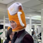 <トレンドブログ>俳優アン・ボヒョン、『財閥X刑事 シーズン2』の撮影ビハインドを公開…ビールのかぶりもので“おちゃめさ”全開