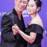 女優パク・ボギョン、助演女優賞に涙…夫チン・ソンギュも号泣「お揃いのトロフィーができた、きょうからまた1日目」＝「第5回青龍シリーズアワード」