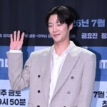 “態度論争”俳優チョン・ジュンウォン、渦中で伝えた本気…「僕は俳優をやってはいけない人間なのかな」