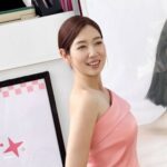 女優パク・シネ、本当に2人目妊娠中？変わらない美貌に驚き