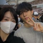 イケメンすぎ…俳優夫婦の高校生息子、さすがのDNAを受け継いだビジュアルと反応爆発