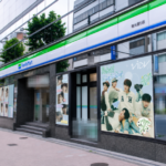 日本武道館デビューショーケース開催記念！期待のボーイズグループ「VIBY」の店舗ラッピングを8月11日（火）から期間限定で展開！～全国で買える！ファミリーマート限定ブロマイドも発売決定～