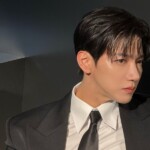 「2PM」Jun. K、休憩時間にも変わらない存在感…ブラックスーツのカリスマ