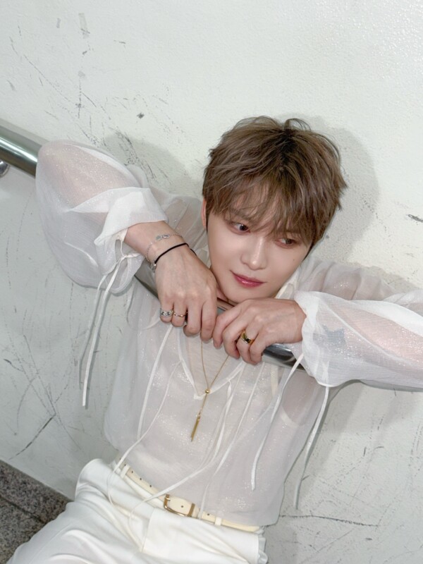 ジェジュン、かっこいいのに可愛い…18年ぶりに「ミュージックバンク」出演