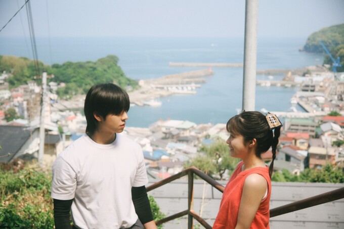 主演・橋本環奈×チェ・ジョンヒョプが贈る、ABEMAオリジナル“15分ドラマ”『バカンスの法則』第9話 新章開幕＜ドキュメンタリー編＞スタート！