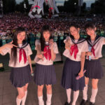 「イベントレポ」ILLIT、お台場に約1万人のファンが集結！初のフリー観覧ミニライブで熱狂  最新曲「I Got Your Back」や「Almond Chocolate」「It’s Me」など話題の3曲をパフォーマンス