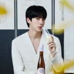 「BTS」Jin、優雅なムードでワイングラスを手に…「ついに、On The LAMP」（動画あり）