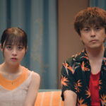 主演・橋本環奈×チェ・ジョンヒョプが贈る、ABEMAオリジナル“15分ドラマ”『バカンスの法則』第11話 松本若菜が、劇中ドキュメンタリー番組のナレーションでサプライズ出演！ 勝地涼“紺太”の密着VTRを彩る辛辣な毒舌ナレーションに反響 次回、第12話からは＜お盆編＞へ突入！橋本環奈“緑”とチェ・ジョンヒョプ“西上”の距離がさらに近づく…？！ 〜『バカンスの法則』は、毎週月・水・金の夜8時より無料配信〜