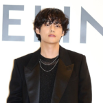 「BTS」V、聴力異常を告白…「右耳は30％しか聞こえない…軍隊でひどくなった」